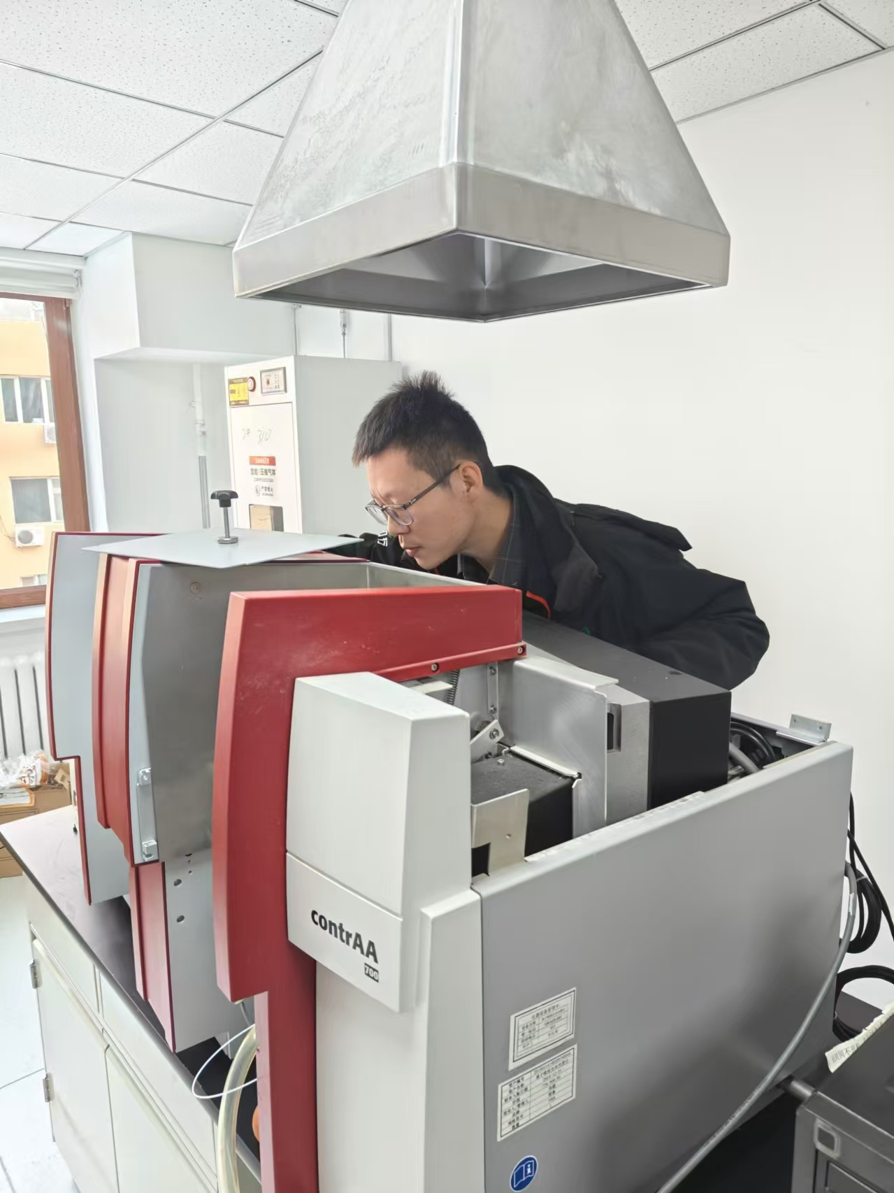 实验室设备维修